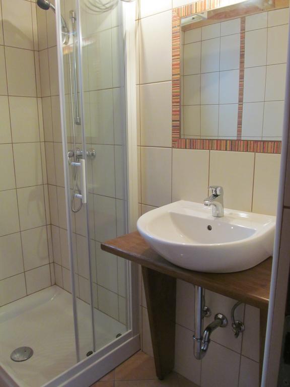 Apartment Sever Idrija Pokoj fotografie